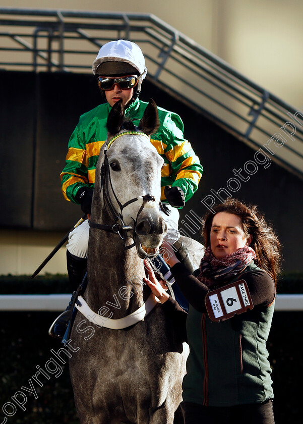 Joyeuse-0002 
 JOYEUSE (Nico de Boinville)
Ascot 22 Nov 2024 - Pic Steven Cargill / Racingfotos.com