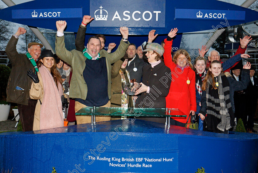 Vinndication-0011 
 Presentation to Moremoneythan for The Rosling King British EBF National Hunt Novices Hurdle won by VINNDICATION Ascot 20 Jan 2018 - Pic Steven Cargill / Racingfotos.com