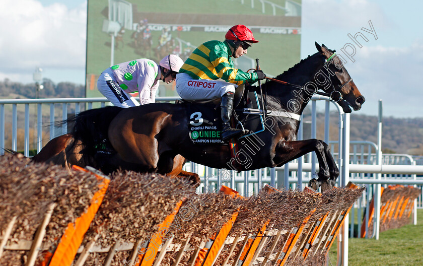 Charli-Parcs-0001 
 CHARLI PARCS (Noel Fehily) Cheltenham 13 Mar 2018 - Pic Steven Cargill / Racingfotos.com