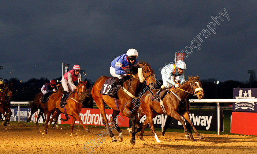 Spirit-Of-Rowdown-0003 
 SPIRIT OF ROWDOWN (Charlie Bennett) beats BEECHWOOD EMILY (right) in The Play Ladbrokes 5-A-Ride On Football Nursery
Wolverhampton 24 Nov 2020 - Pic Steven Cargill / Racingfotos.com