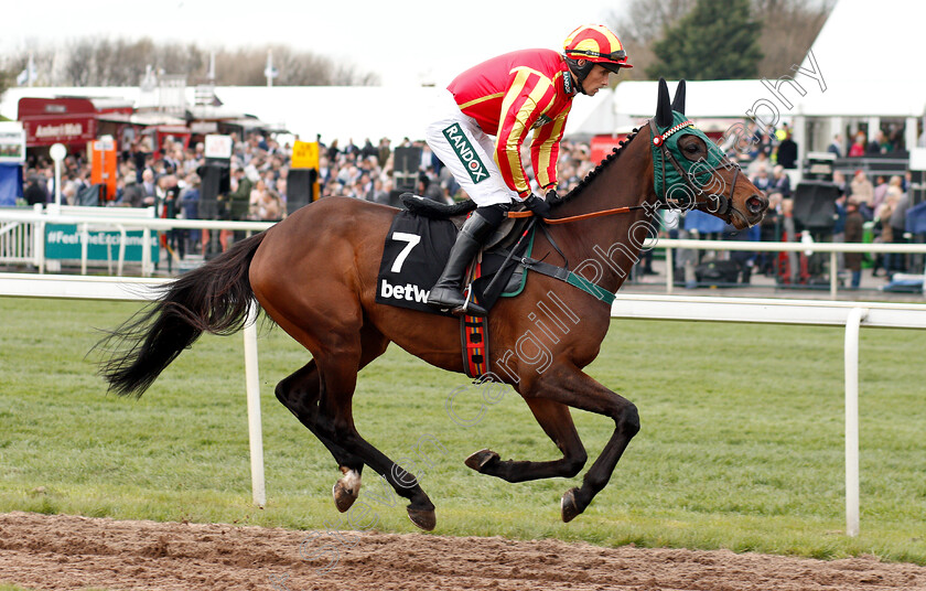 Top-Ville-Ben-0001 
 TOP VILLE BEN (Sean Quinlan)
Aintree 5 Apr 2019 - Pic Steven Cargill / Racingfotos.com