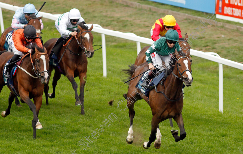 Majestic-Noor-0008 
 MAJESTIC NOOR (Hollie Doyle) beats BLACK LOTUS (left) in The EBF Stallions John Musker Fillies Stakes
Yarmouth 16 Sep 2020 - Pic Steven Cargill / Racingfotos.com