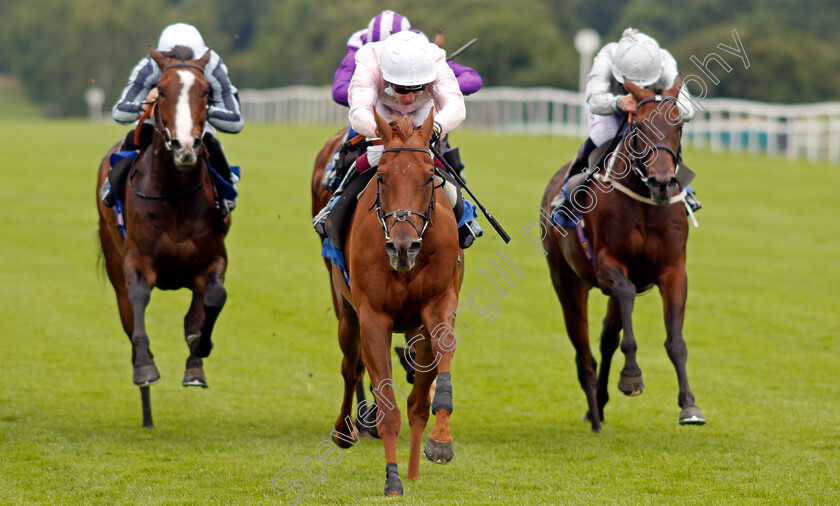 Marsabit-0005 
 MARSABIT (centre, Oisin Murphy) wins The Kube Leicester's Premier Event Centre Handicap
Leicester 15 Jul 2021 - Pic Steven Cargill / Racingfotos.com