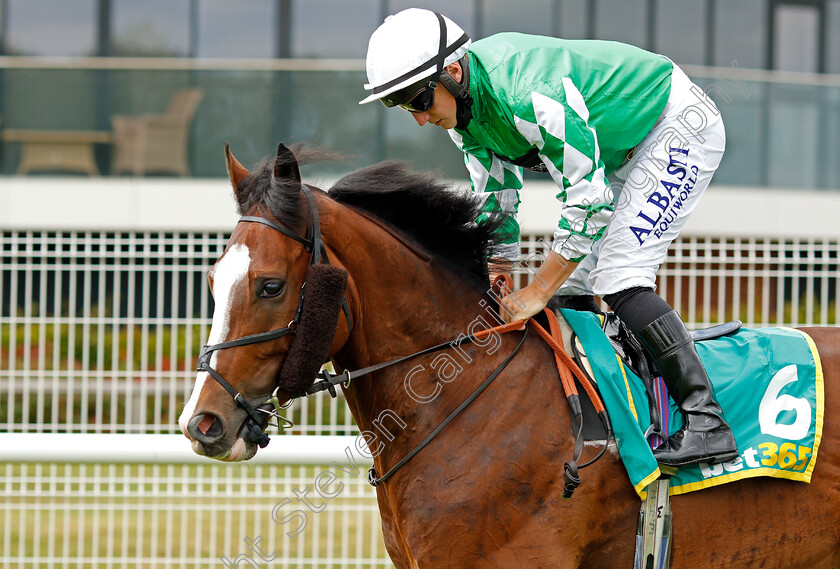 Pablo-Escobarr-0002 
 PABLO ESCOBARR (Tom Marquand)
Newbury 19 Jul 2020 - Pic Steven Cargill / Racingfotos.com