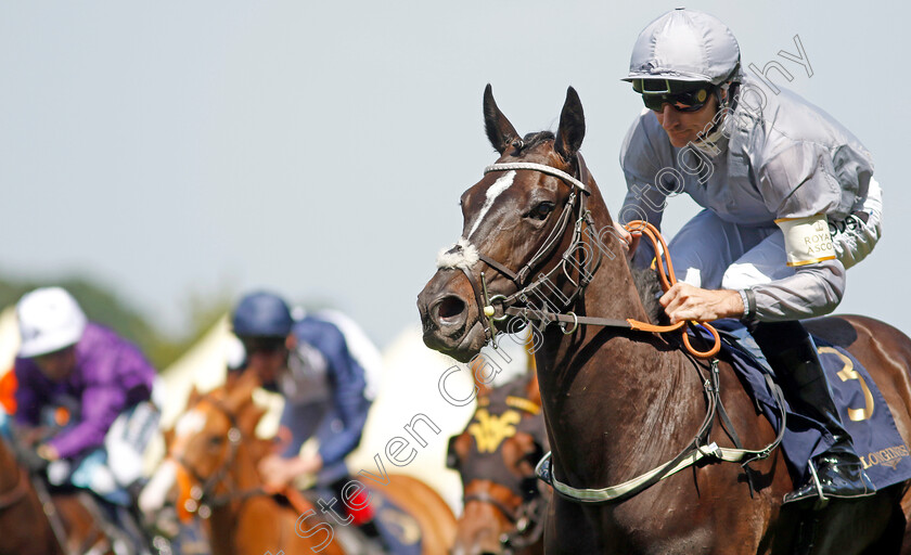 Dramatised-0006 
 DRAMATISED (Daniel Tudhope) wins The Queen Mary Stakes
Royal Ascot 15 Jun 2022 - Pic Steven Cargill / Racingfotos.com