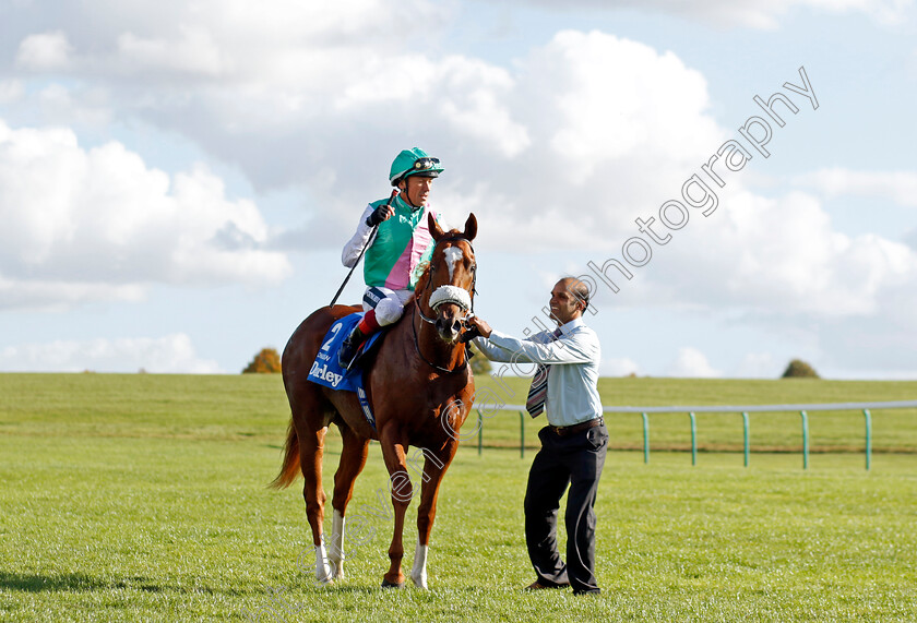 Chaldean-0011 
 CHALDEAN (Frankie Dettori) winner of The Darley Dewhurst Stakes
Newmarket 8 Oct 2022 - Pic Steven Cargill / Racingfotos.com