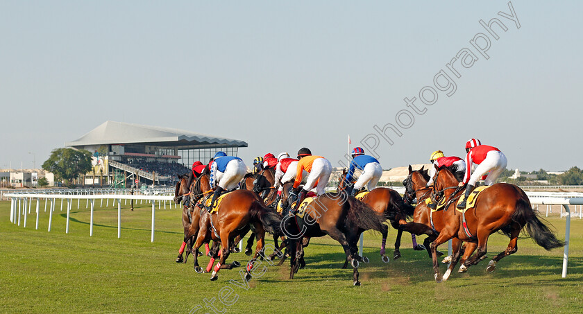 Bahrain-0006 
 winner PORT LIONS (right, Adrie de Vries) at the rear as the field turn for home in The Batelco Handicap Cup
Bahrain 22 Nov 2019 - Pic Steven Cargill / Racingfotos.com