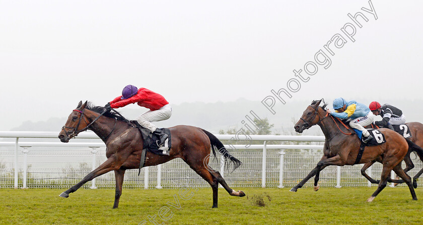 Magnolia-Springs-0004 
 MAGNOLIA SPRINGS (Charles Bishop) beats SHAHEREZADA (right) in The netbet.co.uk Height Of Fashion Stakes Goodwood 24 May 2018 - Pic Steven Cargill / Racingfotos.com