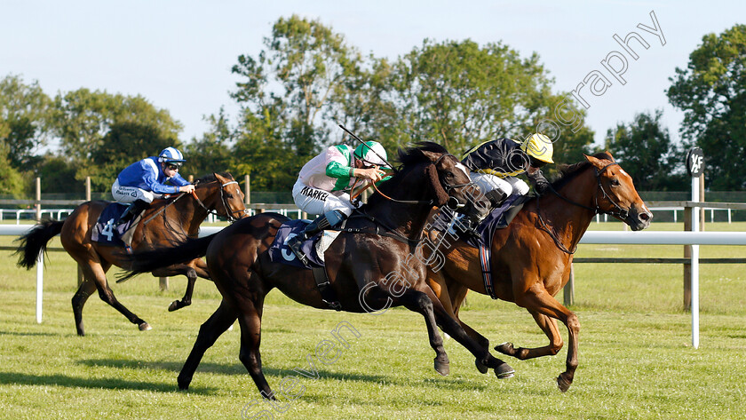 Delagate-This-Lord-0002 
 DELAGATE THIS LORD (farside, Charlie Bennett) beats COOL REFLECTION (left) in The Sarsas Listening Believing And Supporting Confined Handicap
Bath 3 Jul 2019 - Pic Steven Cargill / Racingfotos.com