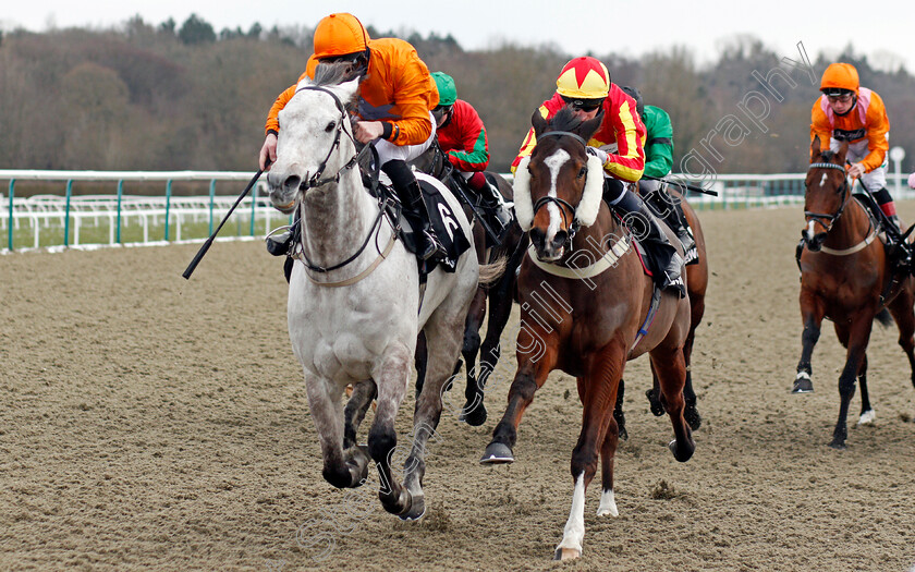 Cappananty-Con-0002 
 CAPPANANTY CON (left, Rhys Clutterbuck) beats GARTH ROCKETT (centre) in The Betway Handicap
Lingfield 13 Feb 2021 - Pic Steven Cargill / Racingfotos.com