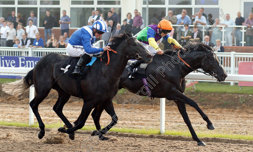 Voyager-Blue-0003 
 VOYAGER BLUE (right, Jason Hart) beats MOQARRAR (left) in The Extra Places At totesport.com Handicap
Chelmsford 31 May 2018 - Pic Steven Cargill / Racingfotos.com