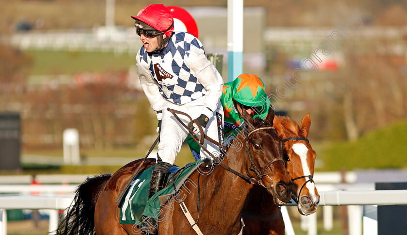 Rathvinden-0009 
 RATHVINDEN (Mr P W Mullins) wins The National Hunt Challenge Cup Cheltenham 13 Mar 2018 - Pic Steven Cargill / Racingfotos.com