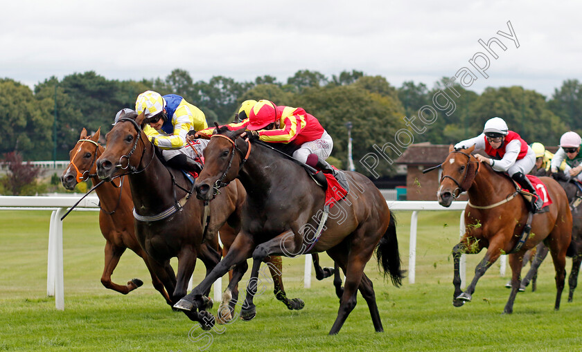 Lil-Guff-0005 
 LIL GUFF (Oisin Murphy) beats JENEVER (left) in The Do Not Miss Live Music Nights Handicap
Sandown 25 Jul 2024 - Pic Steven Cargill / Racingfotos.com