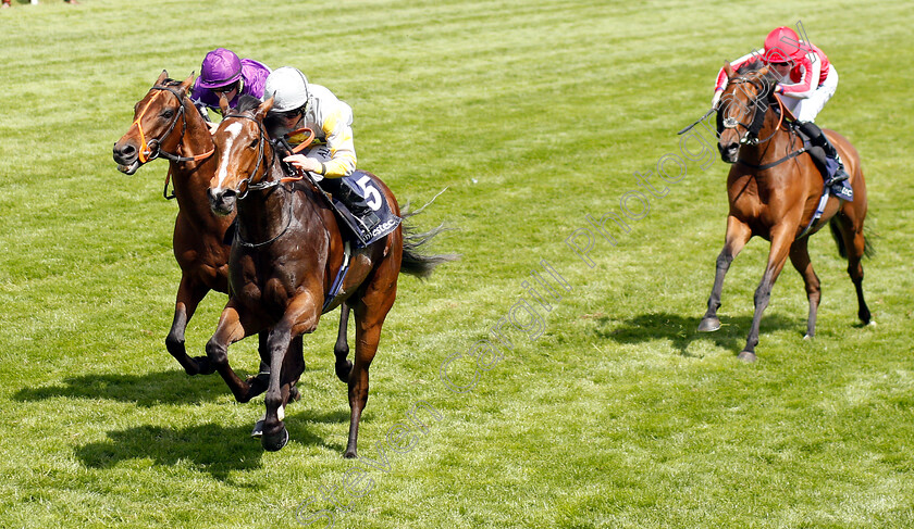 Zaaki-0002 
 ZAAKI (Ryan Moore) beats OH THIS IS US (left) in The Investec Diomed Stakes
Epsom 1 Jun 2019 - Pic Steven Cargill / Racingfotos.com