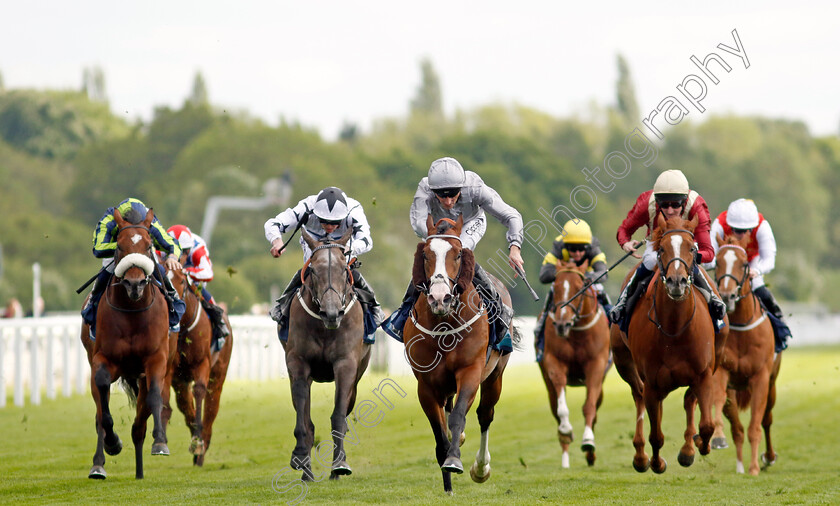 Last-Crusader-0005 
 LAST CRUSADER (centre, Daniel Tudhope) wins The British Stallion Studs EBF Westow Stakes
York 12 May 2022 - Pic Steven Cargill / Racingfotos.com