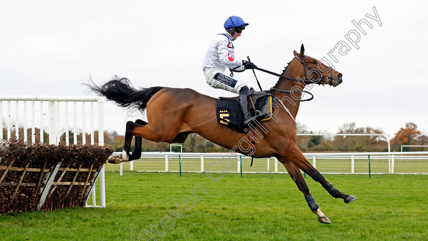 Lord-Of-Cheshire-0003 
 LORD OF CHESHIRE (Finn Lambert) wins The Bluenose Day Conditional Jockeys Handicap Hurdle
Warwick 22 Nov 2023 - Pic Steven Cargill / Racingfotos.com