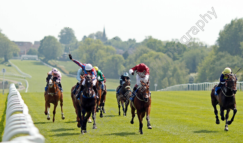 Croeso-Cymraeg-0001 
 CROESO CYMRAEG (left, Dougie Costello) beats THE CITY'S PHANTOM (centre) and AMIR KABIR (right) in The Leicester Students Handicap
Leicester 1 Jun 2021 - Pic Steven Cargill / Racingfotos.com