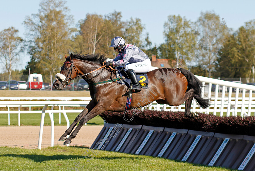 Throne-Hall-0001 
 THRONE HALL (Brodie Hampson) wins The H.M. Drottningens Pris
Bro Park, Sweden , 15 Sep 2024 - Pic Steven Cargill / Racingfotos.com