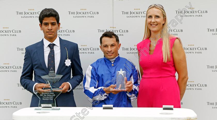 Dance-In-The-Grass-0021 
 Presentation for The European Bloodstock News EBF Star Stakes
Sandown 21 Jul 2022 - Pic Steven Cargill / Racingfotos.com