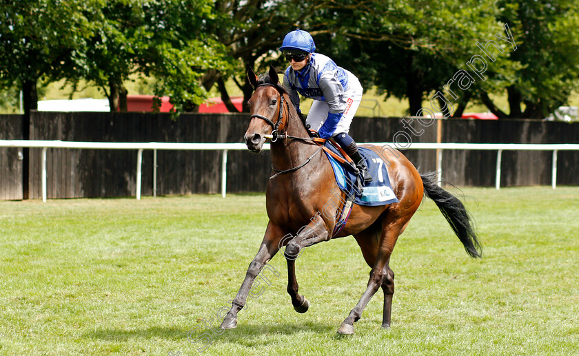 Tadita-Twitch-0001 
 TADITA TWITCH (Hollie Doyle)
Newmarket 31 Jul 2021 - Pic Steven Cargill / Racingfotos.com