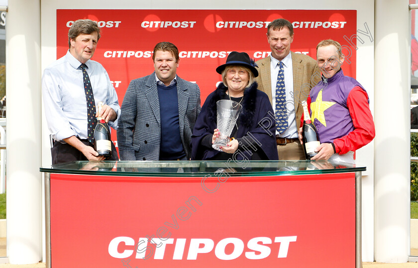 Dashel-Drasher-0010 
 Presentation to Mrs Tully and Mr Lock, Jeremy Scott and Matt Griffiths for The Citipost Novices Hurdle won by DASHEL DRASHER
Cheltenham 17 Apr 2019 - Pic Steven Cargill / Racingfotos.com