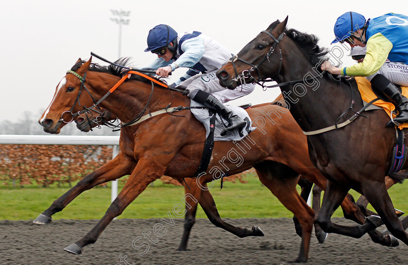 Settle-Petal-0002 
 SETTLE PETAL (left, Paddy Bradley) beats BARRSBROOK (right) in The 32Red On The App Store Handicap Kempton 11 Apr 2018 - Pic Steven Cargill / Racingfotos.com