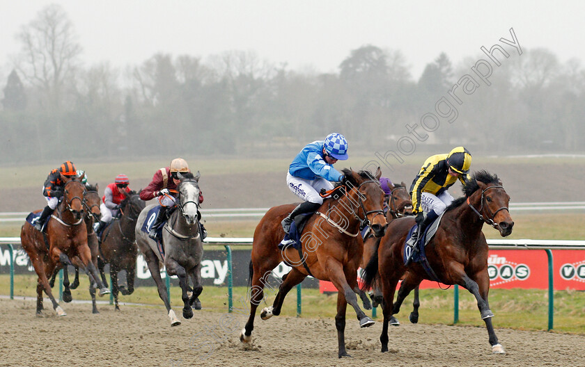 Mighty-Mac-0003 
 MIGHTY MAC (right, Oisin Murphy) beats SWEET AND DANDY (2nd right) in The Betway Novice Median Auction Stakes Lingfield 14 Feb 2018 - Pic Steven Cargill / Racingfotos.com