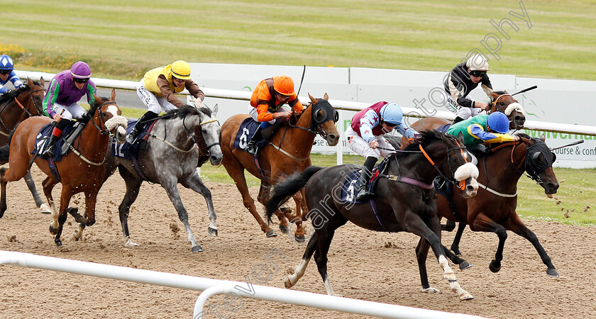 Sfumato-0001 
 SFUMATO (Connor Beasley) beats BLESSED TO EMPRESS (right) in The Hellermanntyton Edmundson Electrical Handicap
Wolverhampton 17 Jul 2019 - Pic Steven Cargill / Racingfotos.com