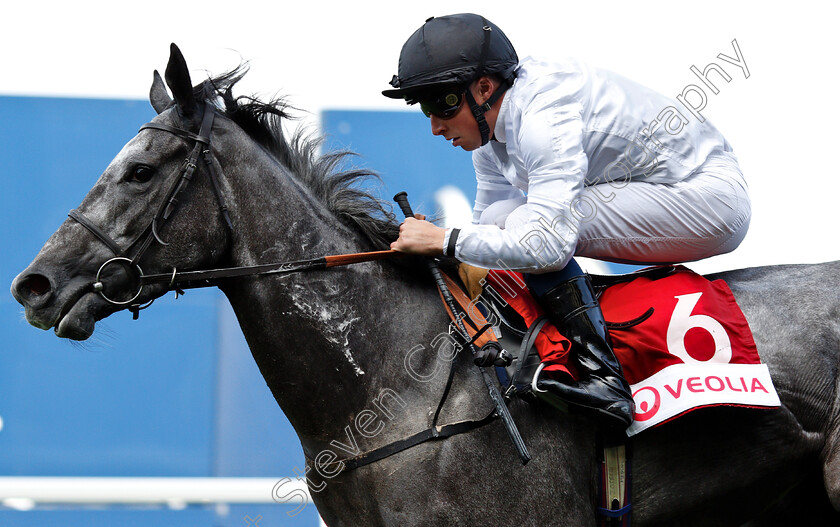 Lush-Life-0007 
 LUSH LIFE (William Buick) wins The Veolia Handicap
Ascot 5 Oct 2018 - Pic Steven Cargill / Racingfotos.com