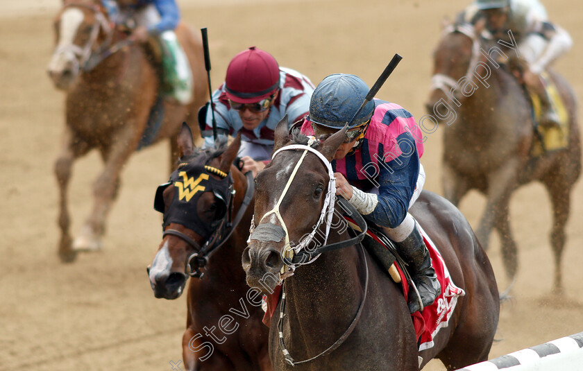 Our-Braintrust-0008 
 OUR BRAINTRUST (right, Javier Castellano) beats MAE NEVER NO (left) in The Tremont Stakes
Belmont Park 8 Jun 2018 - Pic Steven Cargill / Racingfotos.com