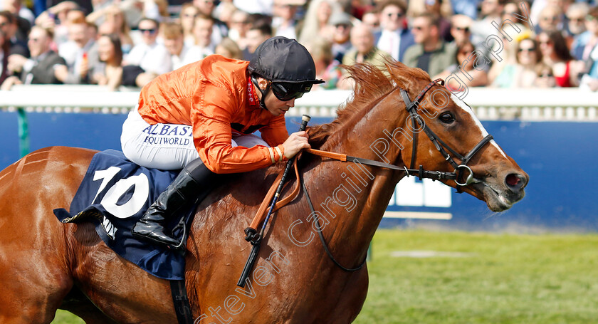 Bague-d Or-0003 
 BAGUE D'OR (Mickael Barzalona) wins The William Hill Handicap
Newmarket 5 May 2024 - Pic Steven Cargill / Racingfotos.com