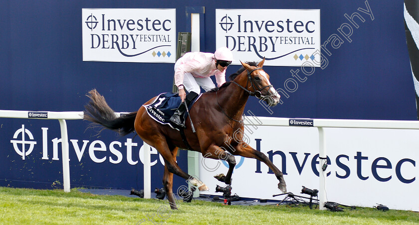 Anthony-Van-Dyck-0007 
 ANTHONY VAN DYCK (Seamie Heffernan) wins The Investec Derby
Epsom 1 Jun 2019 - Pic Steven Cargill / Racingfotos.com