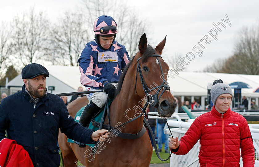 Emmas-Joy 
 EMMAS JOY (Harry Skelton)
Warwick 9 Dec 2021 - Pic Steven Cargill / Racingfotos.com