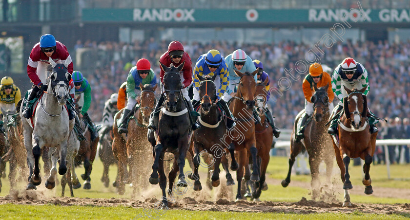 Mister-Coffey-0002 
 MISTER COFFEY (Nico de Boinville) at halfway in the Grand National
Aintree 15 Apr 2023 - Pic Steven Cargill / Racingfotos.com