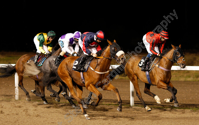 Vexed-0001 
 VEXED (centre, Tom Marquand)
Chelmsford 8 Oct 2020 - Pic Steven Cargill / Racingfotos.com