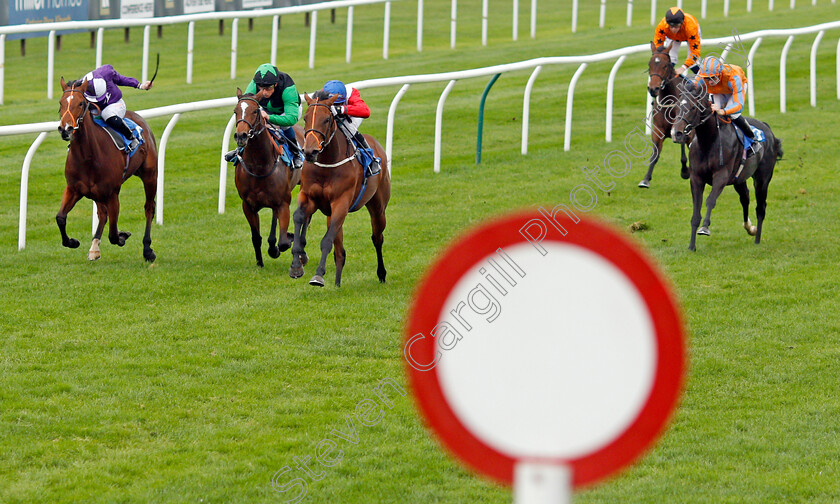 Benefit-0002 
 BENEFIT (centre, John Fahy) wins The British Stallion Studs EBF Fillies Conditions Stakes
Leicester 12 Oct 2021 - Pic Steven Cargill / Racingfotos.com