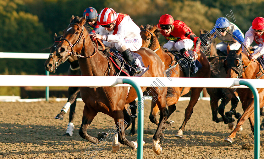 Dreaming-Time-0002 
 DREAMING TIME (Joe Fanning) wins The Racing Welfare 24 Hour Helpline 08006300443 Handicap Lingfield 5 Oct 2017 - Pic Steven Cargill / Racingfotos.com