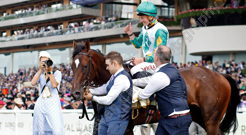 Porta-Fortuna-0009 
 PORTA FORTUNA (Tom Marquand) wins The Coronation Stakes
Royal Ascot 21 Jun 2024 - Pic Steven Cargill / Racingfotos.com