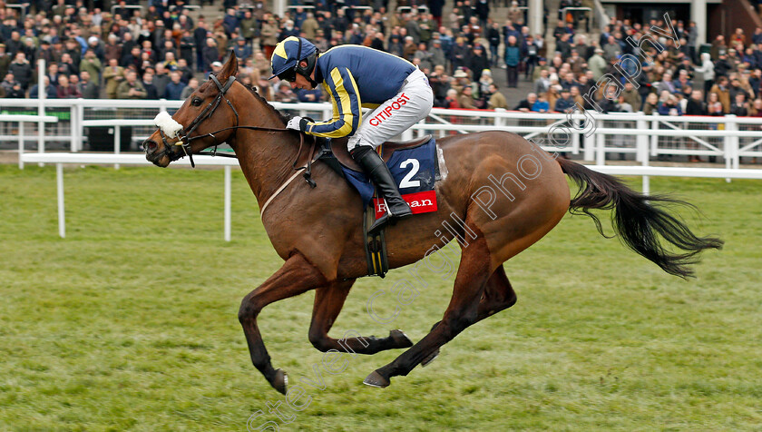 Kalondra-0006 
 KALONDRA (Noel Fehily) wins The Ryman Novices Chase Cheltenham 16 Dec 2017 - Pic Steven Cargill / Racingfotos.com