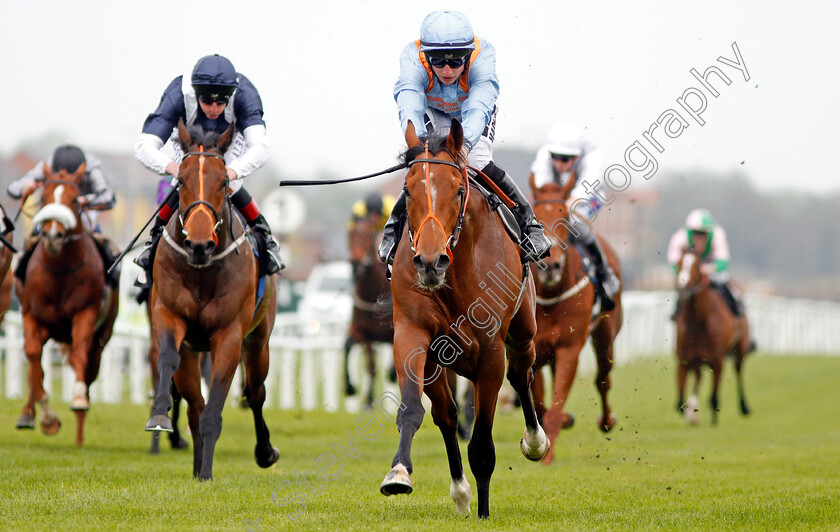 Raymond-Tusk-0005 
 RAYMOND TUSK (Tom Marquand) wins The Dubai Duty Free Tennis Championships Maiden Stakes Div2 Newbury 21 Apr 2018 - Pic Steven Cargill / Racingfotos.com