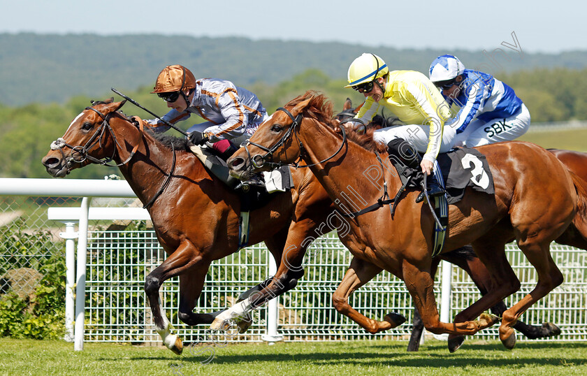 Sudden-Ambush-0002 
 SUDDEN AMBUSH (left, Oisin Murphy) beats CHOISYA (right) in the Hanover Communications Handicap
Goodwood 26 May 2023 - Pic Steven Cargill / Racingfotos.com