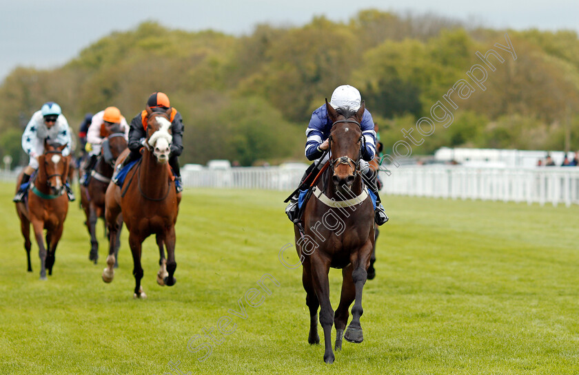 Born-To-Please-0004 
 BORN TO PLEASE (Jason Watson) wins The Betfred Home Of Goals Galore Handicap Salisbury 29 Apr 2018 - Pic Steven Cargill / Racingfotos.com