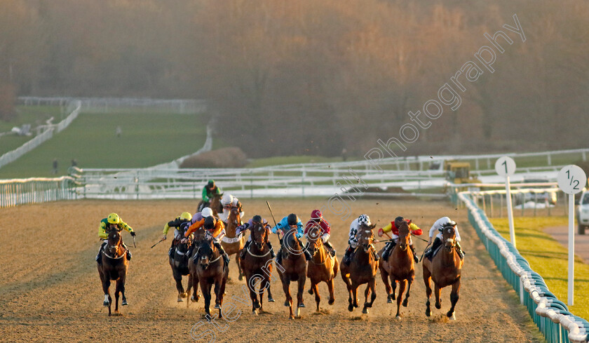 Super-Den-0004 
 SUPER DEN (right, Tom Marquand) wins The Spreadex Sports £300 Spread Betting Cashback Handicap
Lingfield 21 Jan 2023 - Pic Steven Cargill / Racingfotos.com