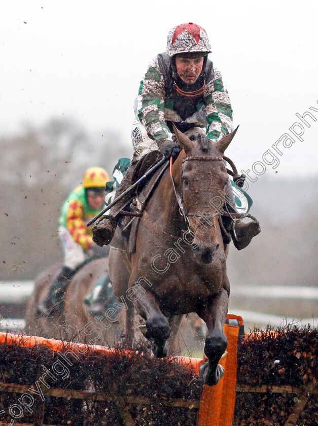 Welsh-Saint-0001 
 WELSH SAINT (Nico de Boinville) wins The Bethan-Megan-Elin Maiden Hurdle
Warwick 12 Dec 2019 - Pic Steven Cargill / Racingfotos.com