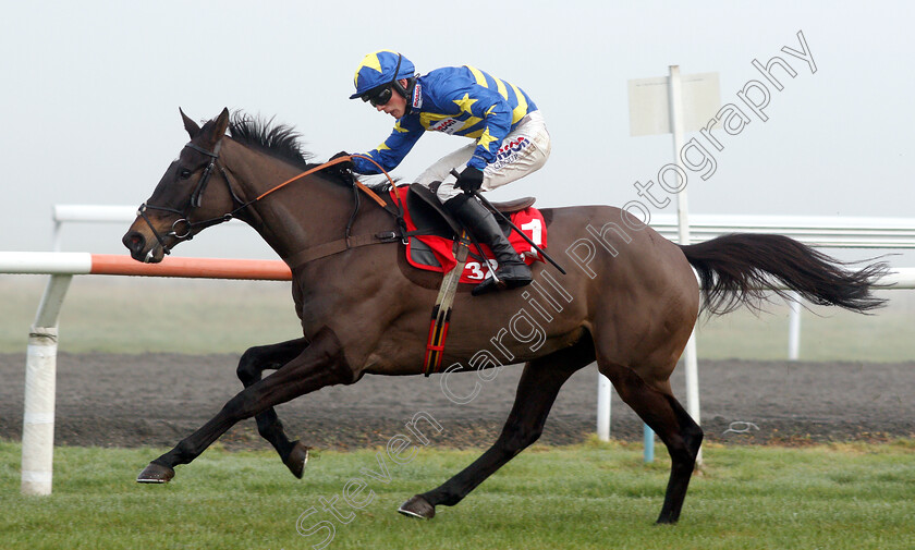 Dynamite-Dollars-0006 
 DYNAMITE DOLLARS (Harry Cobden) wins The 32Red.com Wayward Lad Novices Chase
Kempton 27 Dec 2018 - Pic Steven Cargill / Racingfotos.com