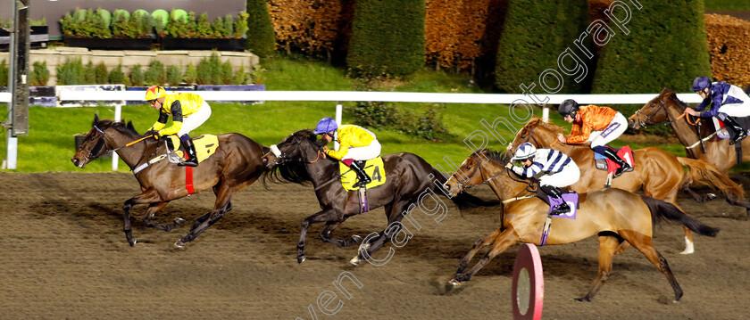 Midsummer-Music-0002 
 MIDSUMMER MUSIC (Jim Crowley) beats NOISY MUSIC (centre) and MARCHETTI (right) in The Unibet Fillies Handicap
Kempton 4 Dec 2024 - pic Steven Cargill / Racingfotos.com