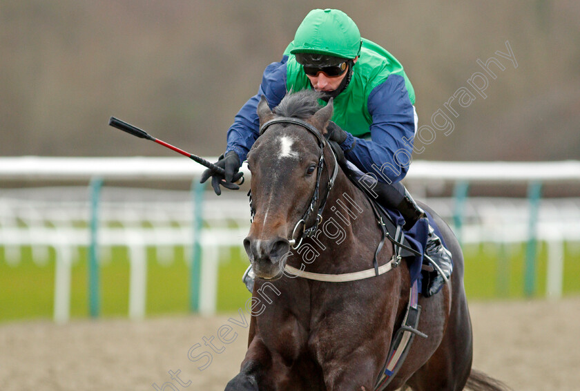 Ford-Madox-Brown-0009 
 FORD MADOX BROWN (Daniel Tudhope) wins The Ladbrokes Novice Auction Stakes
Lingfield 19 Dec 2020 - Pic Steven Cargill / Racingfotos.com