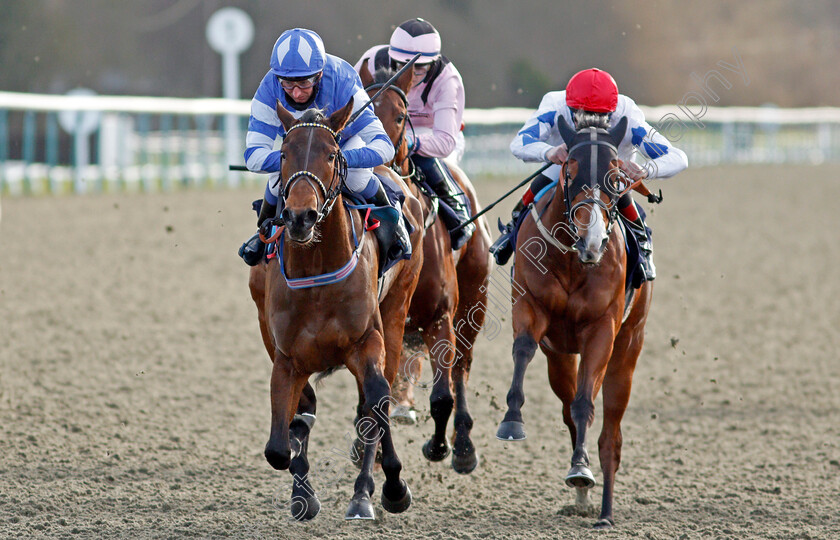 Lucky-Ava-0005 
 LUCKY AVA (left, Martin Dwyer) beats KINDERDIJK (right) in The Get Your Ladbrokes Daily Odds Boost Handicap
Lingfield 29 Jan 2021 - Pic Steven Cargill / Racingfotos.com