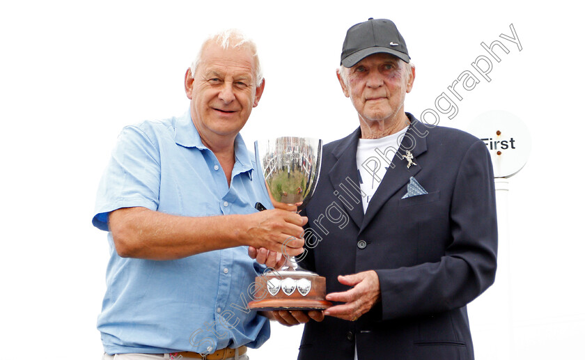 Mike-Burbidge-0001 
 Presentation by Godfrey Amey to Mike Burbidge for MOLLIANA winning the Champion Horse of the Channel Islands
Les Landes, Jersey 26 Aug 2019 - Pic Steven Cargill / Racingfotos.com