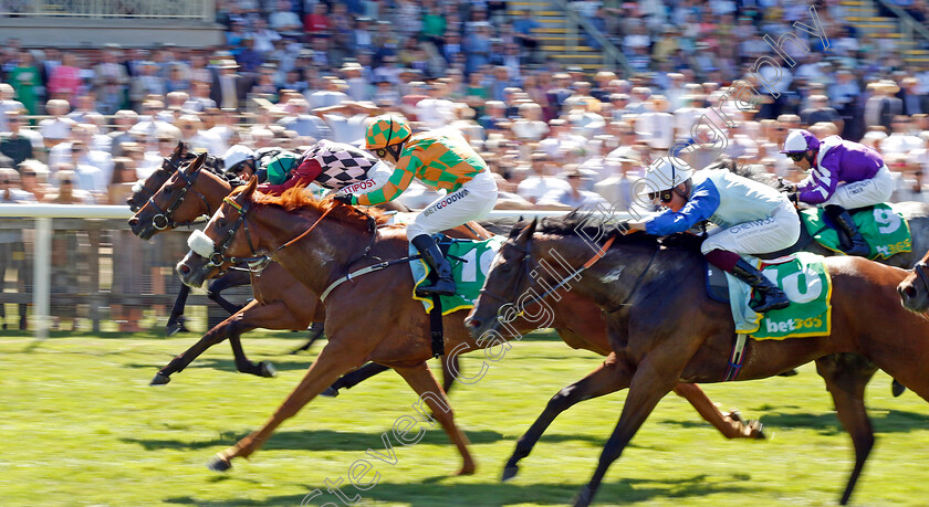 Soapy-Stevens-0003 
 SOAPY STEVENS (black diamonds, Franny Norton) beats RED FLYER (orange) in The bet365 Trophy
Newmarket 8 Jul 2022 - Pic Steven Cargill / Racingfotos.com